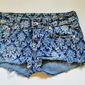 Miss Me cutoff Jean shorts